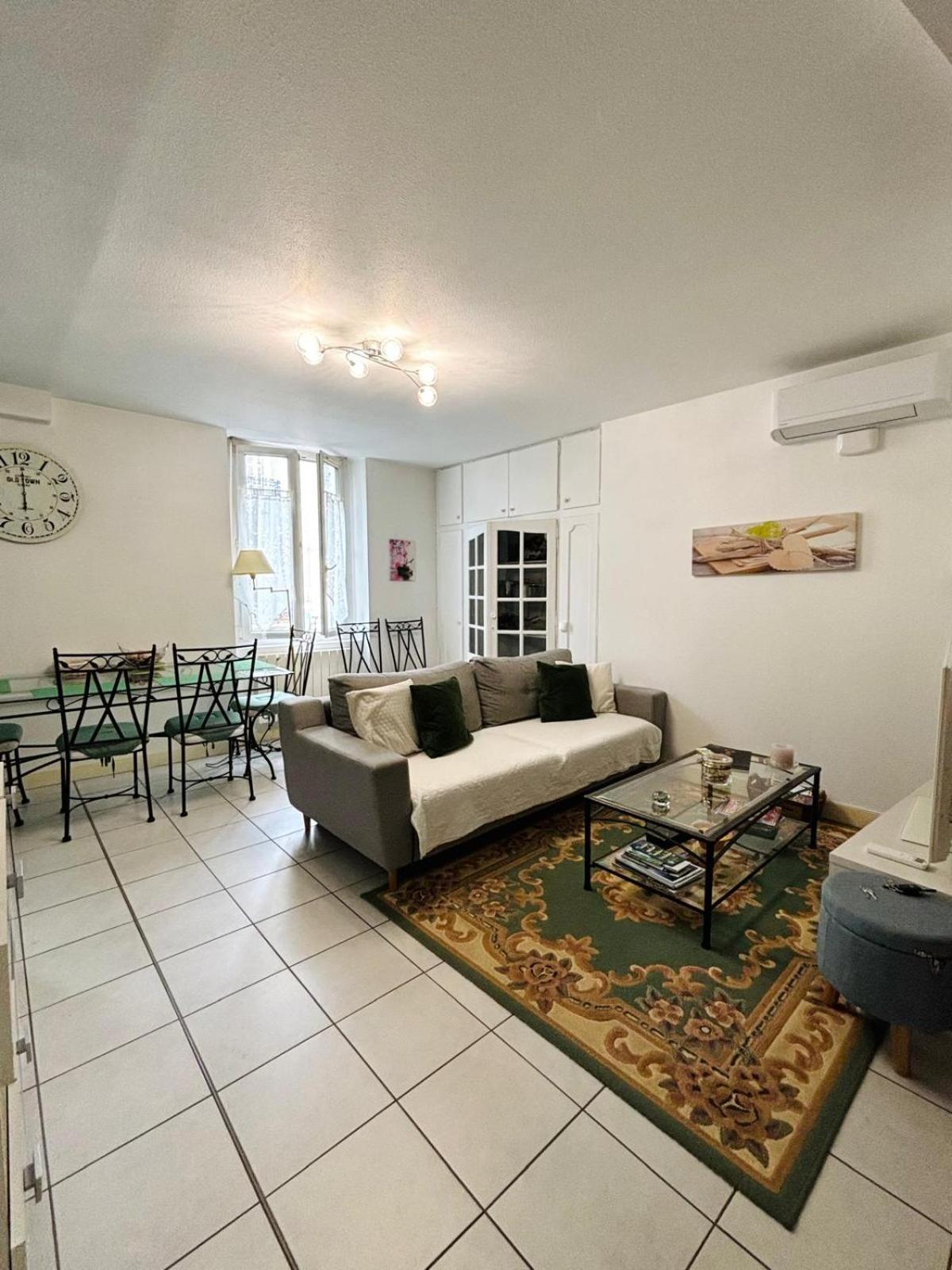 Chez Lucia Appartement Climatise Périgueux Εξωτερικό φωτογραφία